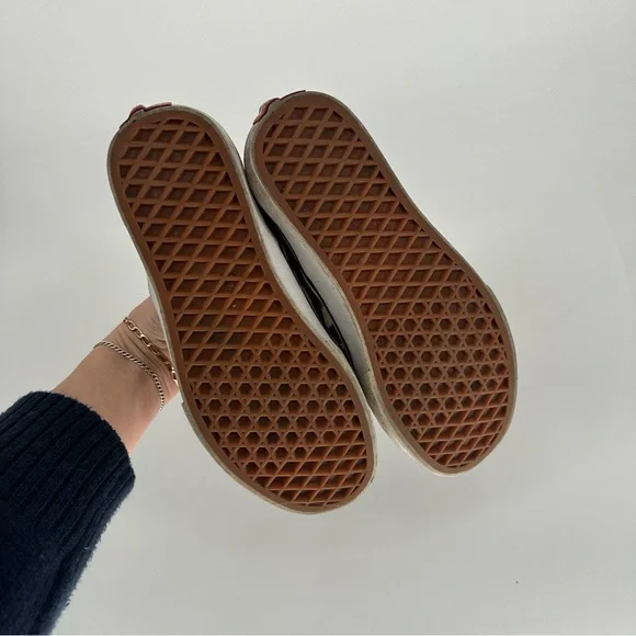 Vans Checkerboard White & Brown Slip-On Shoes Canvas Classic Skate Womens 6.5 - Picture 5 of 8